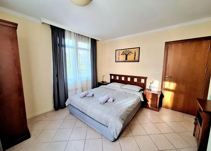 Marina Sun Sea View شقة