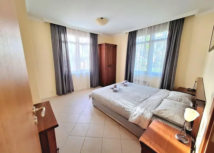 Marina Sun Sea View شقة *